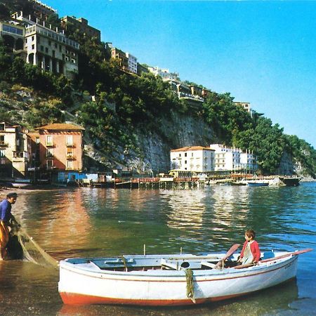 Апартаменты Il Borgo Antico Sorrento Sea View Экстерьер фото