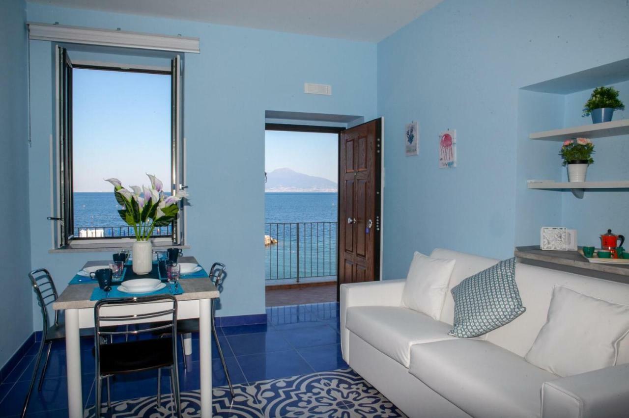 Апартаменты Il Borgo Antico Sorrento Sea View Экстерьер фото
